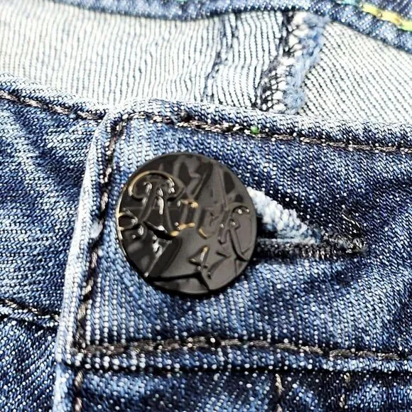 Wrangler Rock 47 Jeans Size 9 Women's Mid-Rise Embroidered‎ Designs Bootcut Leg - Picture 7 of 13